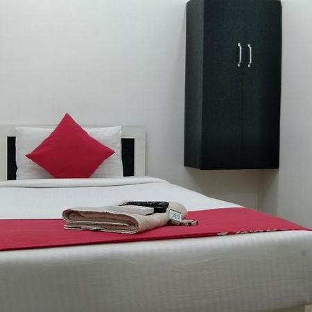 Chennai Plaza Hotel Vadapalani Kültér fotó