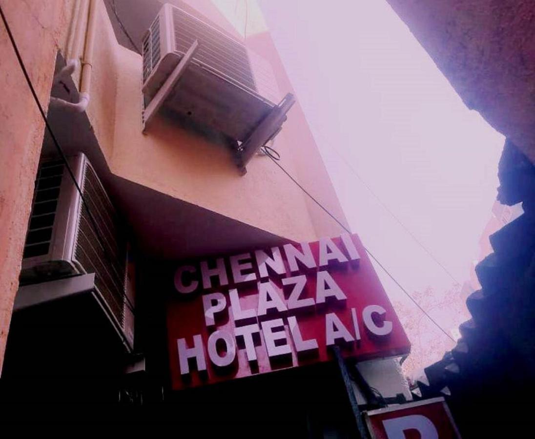 Chennai Plaza Hotel Vadapalani Kültér fotó